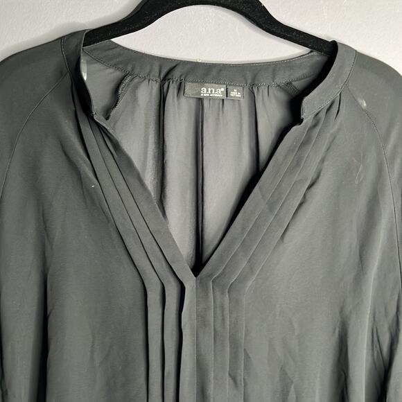 Ana Black Sheer Pleated Seam Tunic Size Medium - Picture 3 of 9